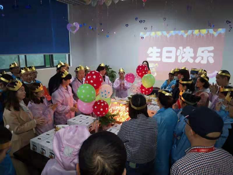 别样生日暖人心 精密电子制造厂举办一季度员工集体生日会