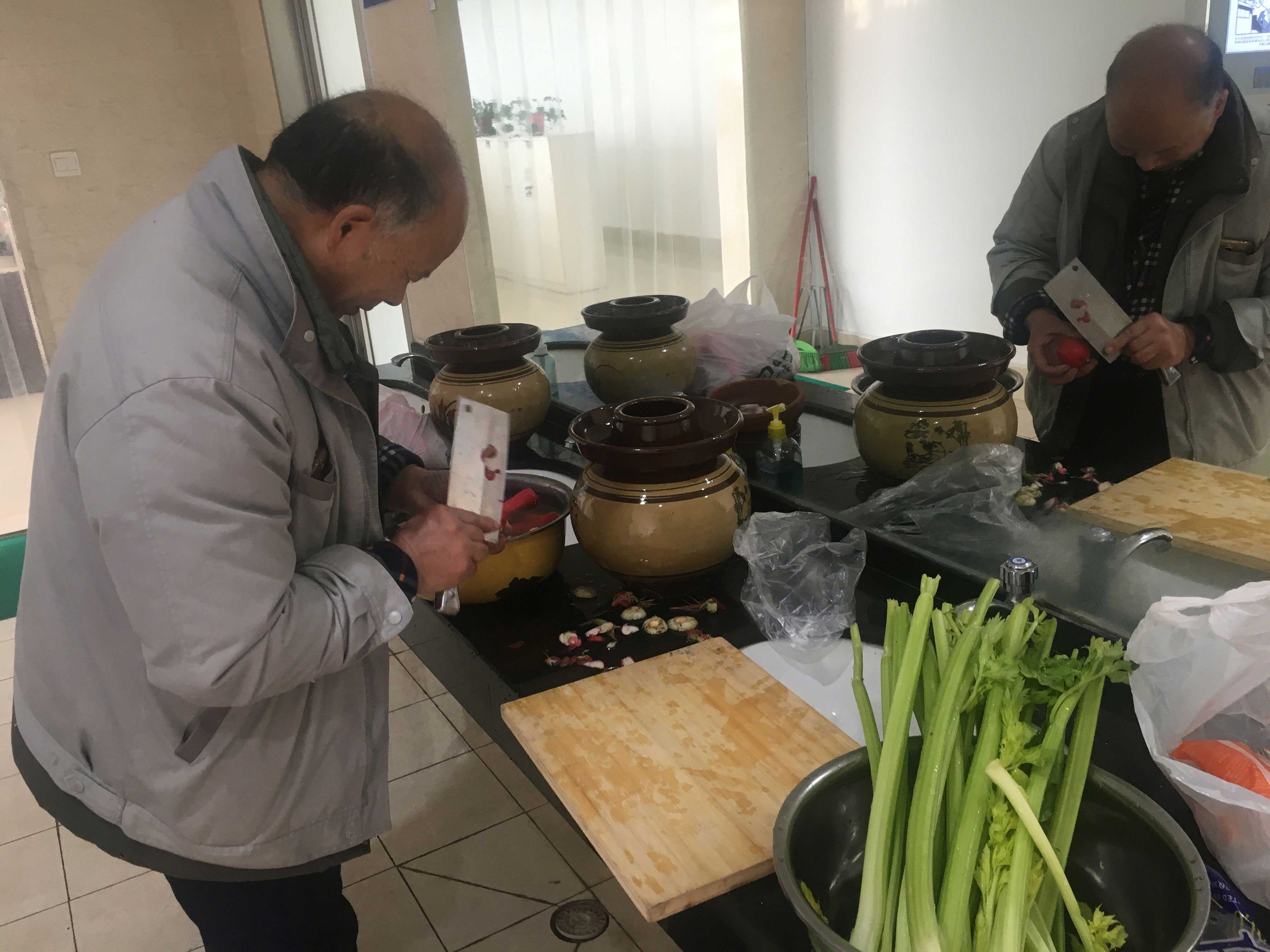 忙碌季里特殊的员工关爱