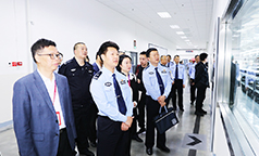 “致敬劳动者 服务促发展”绵阳市公安局服务进长虹