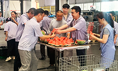 技佳分工会把“清凉”送到一线职工的心坎上