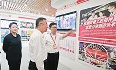 全国总工会权益保障部部长粟斌到长虹调研