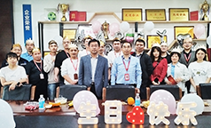 虹尚公司分工会举办集体生日会 同享快乐