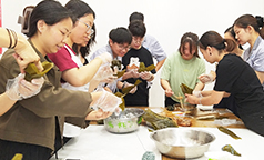 塑料四厂“师徒档”齐上阵  “粽”享欢乐